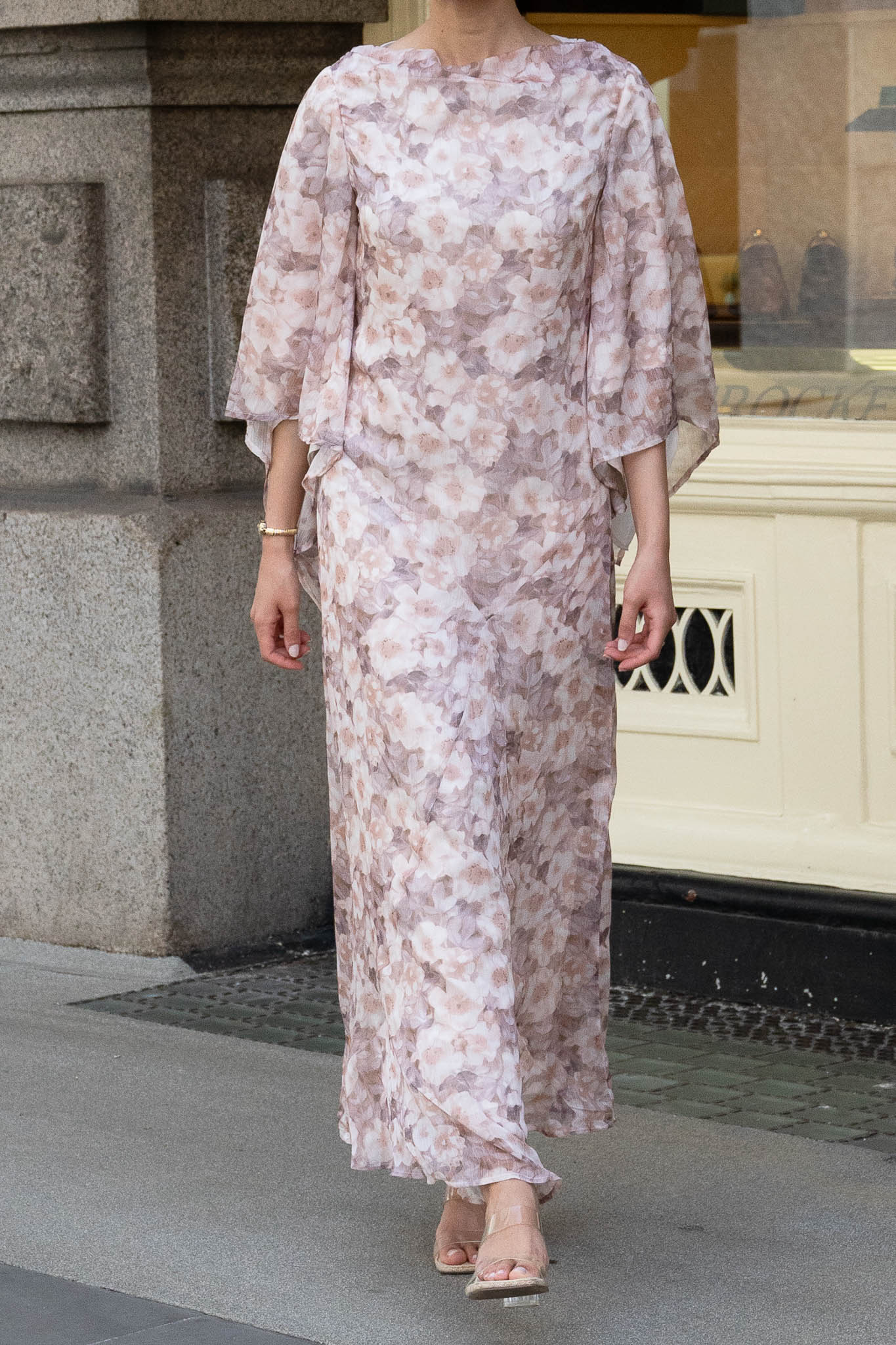 Chic Blush Floral Maxi Dress with Flowing Bell Sleeves