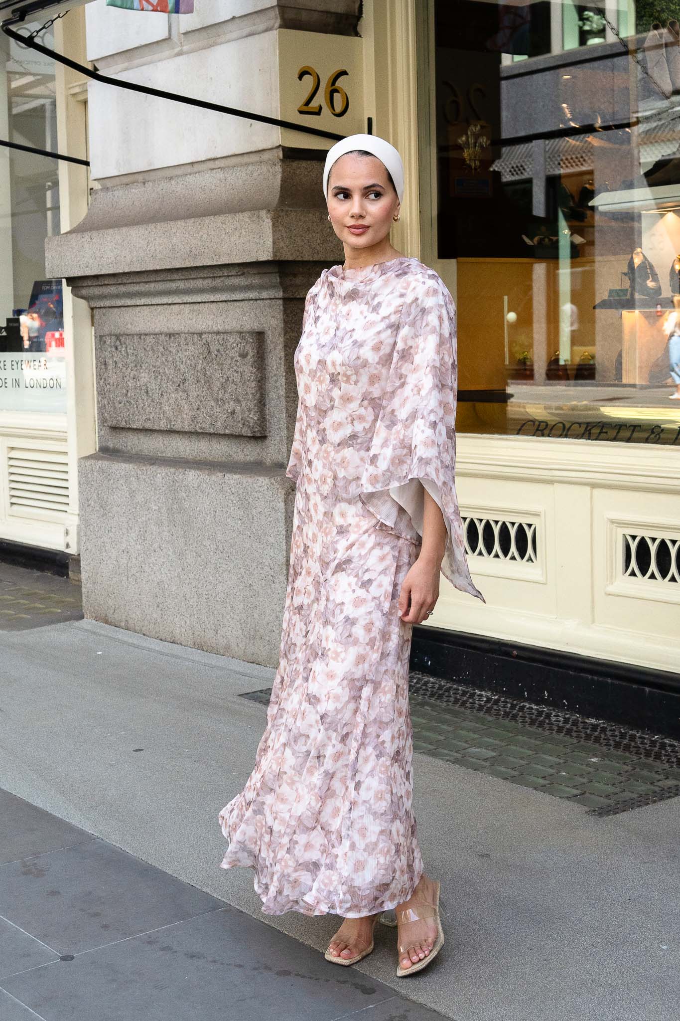 Chic Blush Floral Maxi Dress with Flowing Bell Sleeves
